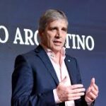 Fuerte mensaje de Luis Caputo a los gobernadores en medio de la tensa negociación por la reforma laboral