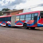 SORPRESA! LOS CHOFERES TIENEN LA EXTRAÑA MANÍA DE QUERER COBRAR