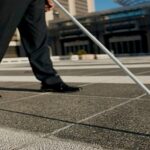 ESTUDIANTES DE ELDORADO CREARON UN BASTÓN “INTELIGENTE” PARA PERSONAS CON DISCAPACIDAD VISUAL (PORQUE CLARAMENTE EL SISTEMA NO LO ES)