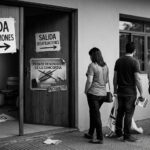 ÉXODO RENOVADOR: CUANDO LOS QUE ANTES APLAUDÍAN AHORA BUSCAN LA PUERTA DE SALIDA