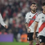 “LOS CAGONES NO HACEN HISTORIA”: RIVER TOCÓ FONDO Y LA HISTORIA EMPIEZA A PESAR